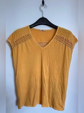 JANE AND DELANCEY TEE/TANK WITH LATTICE STYLE DESIGN
